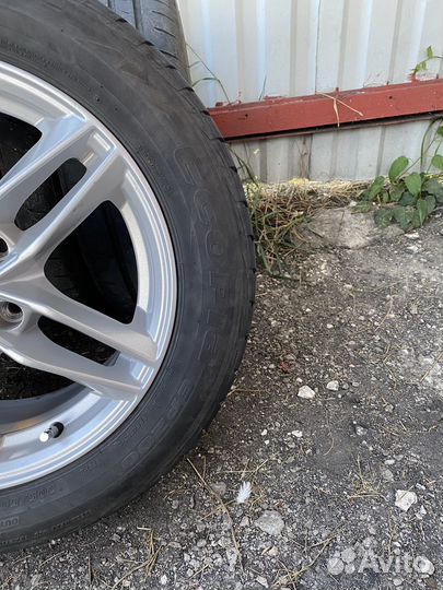 R16 Bridgestone Ecopia EP200 205/55, PCD 5x114.3 DIA 67.1