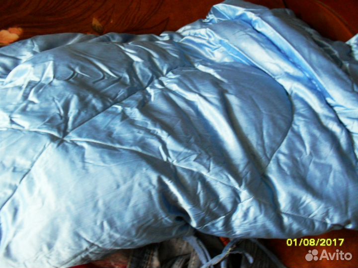 Настоящее новое пуховое одеяло