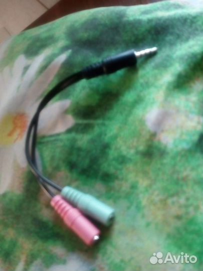 Наушники с микрофоном Defender Есть и переходник