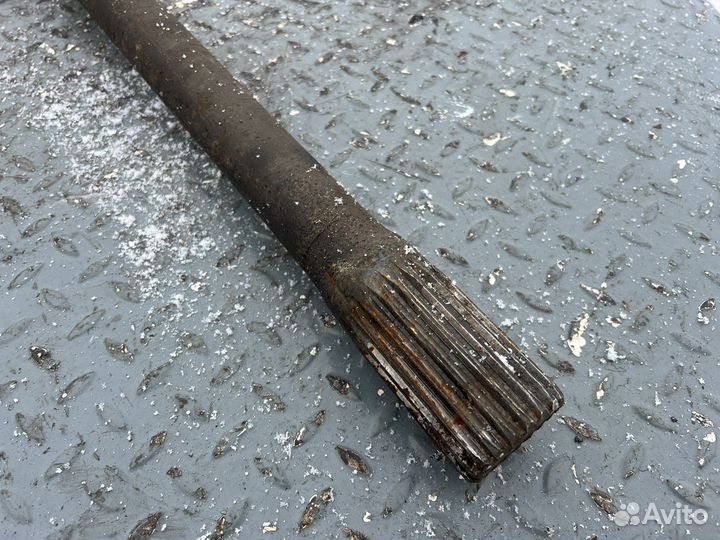 Полуось Маз супер