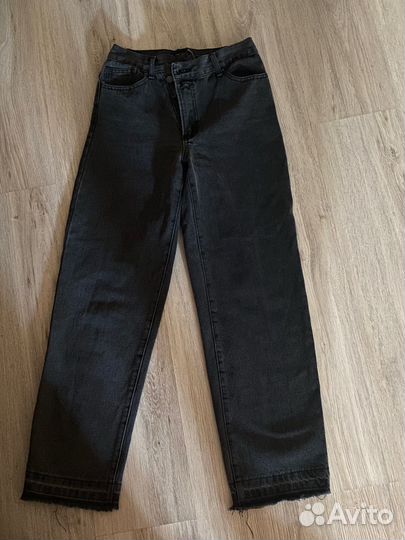 Черные джинсы zarina 42