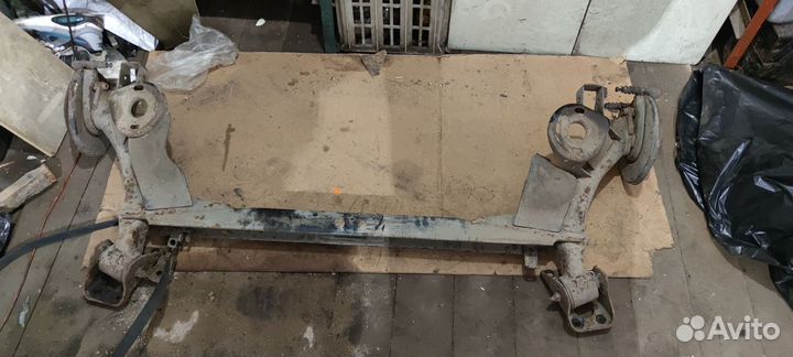 Балка задняя