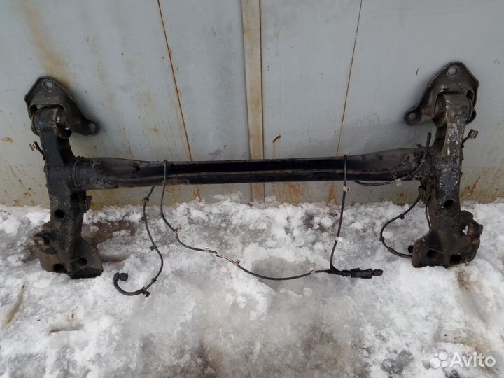 Балка задняя на Опель Астра Н