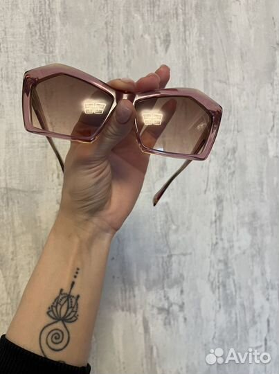 Солнцезащитные очки женские оригинал