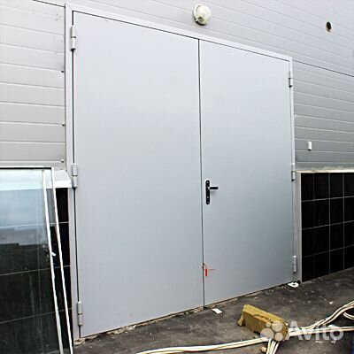 Ворота распашные противопожарные гаражные