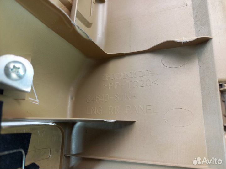 Обшивка задней панели Honda Elysion 2.4 K24A