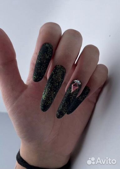 Наращивание ногтей