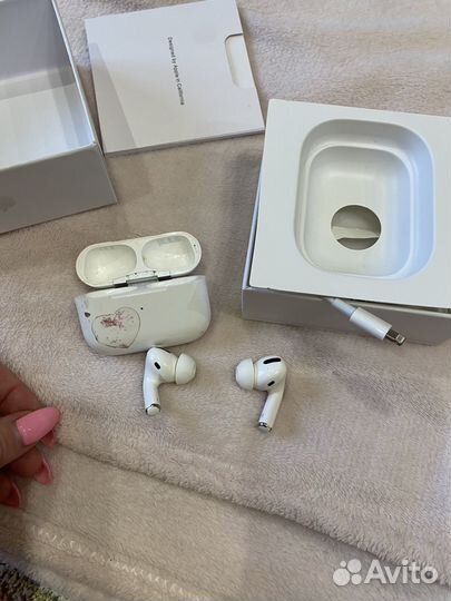 Беспроводные наушники apple airpods pro