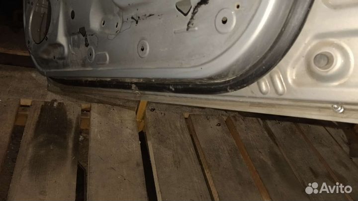 Передняя правая дверь тагаз Вега