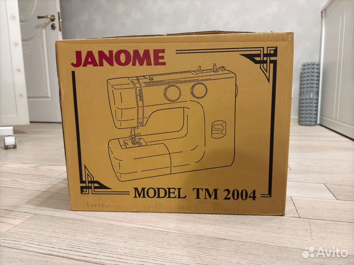 Швейная машина janome