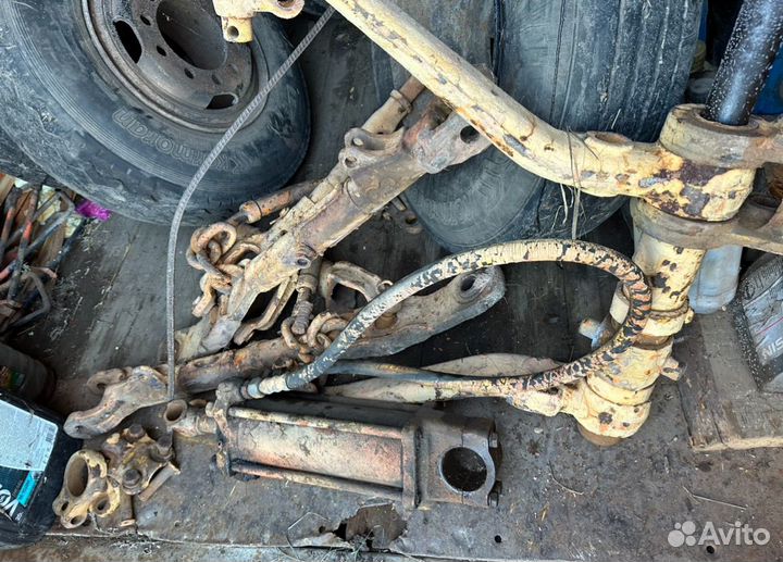 Запчасти на трактор дт 75