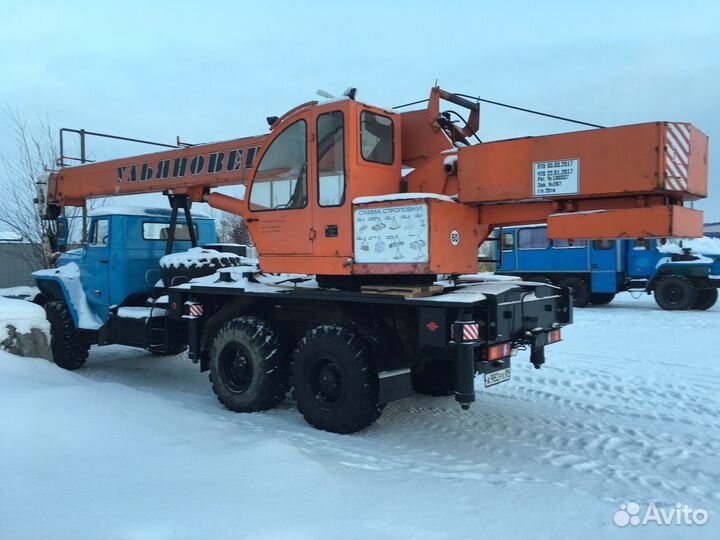 Аренда и услуги автокрана, 25 т, 21.7 м, с гуськом 6 м