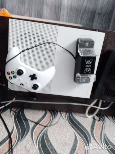 Xbox one S 1Tb