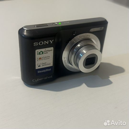 Компактный фотоаппарат Sony cyber shot s2000