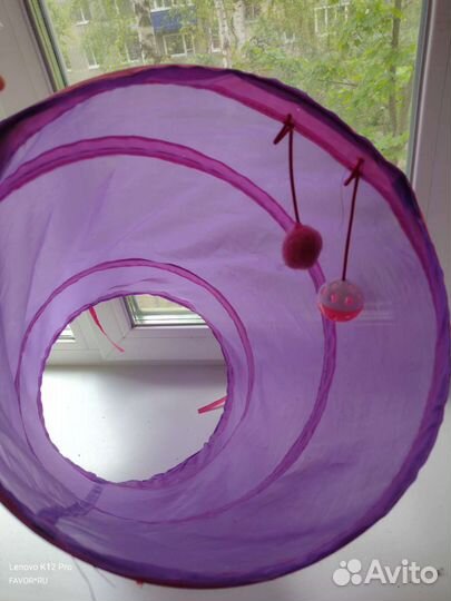 Тоннель с игрушками для кошек