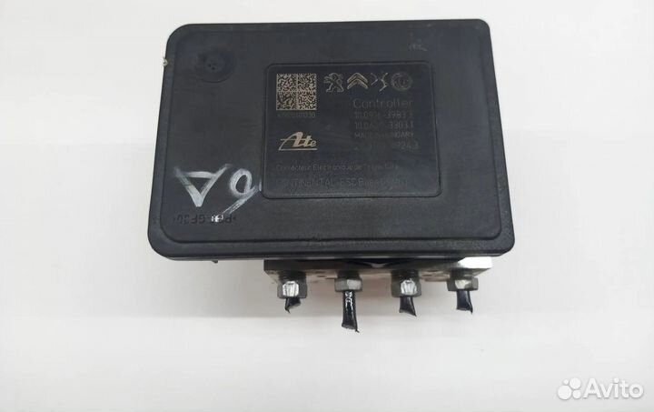 Блок управления абс 1673650280 Opel Corsa E