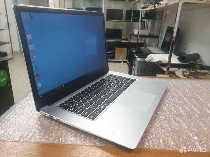 Мощный ультрабук 8Gb DDR4