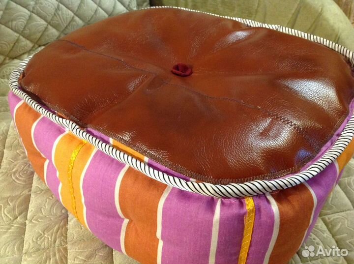 Лежанки для кошечки или маленькой собачки