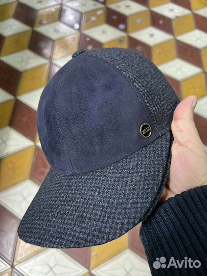 Бейсболки и кепки