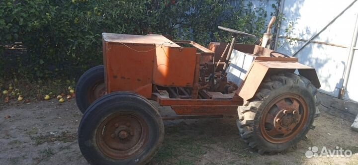 Мини-трактор, 2000