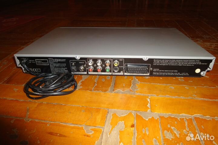 Видеоплеер и Видеомагнитофон