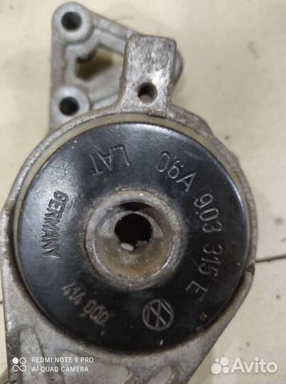 Механизм натяжения ремня Skoda Octavia (1U)