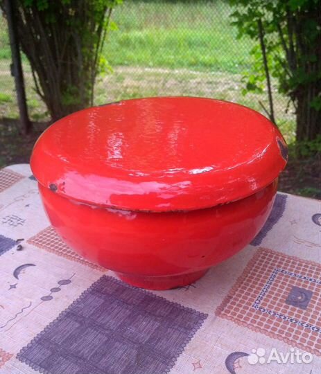 Старый эмалированный чугунок на 1,5л