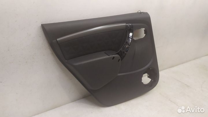Обшивка двери задняя левая Renault Duster 2010