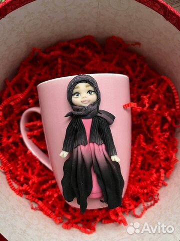 Девочки В хиджабе на кружке