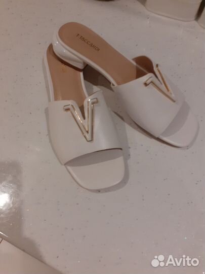 Шлепанцы женские 39 размер