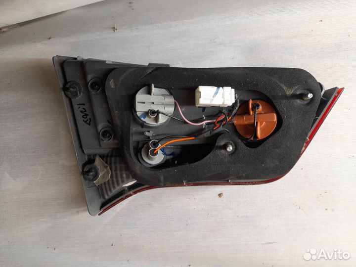 Фонарь правый внутр. Киа Рио 15-17г 924044X500