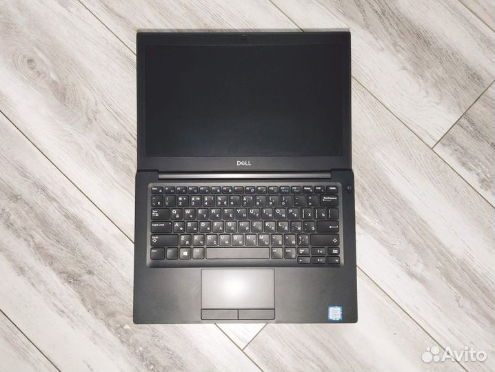 Бизнес-ноутбук Dell Latitude 7290