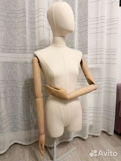 Манекен женский