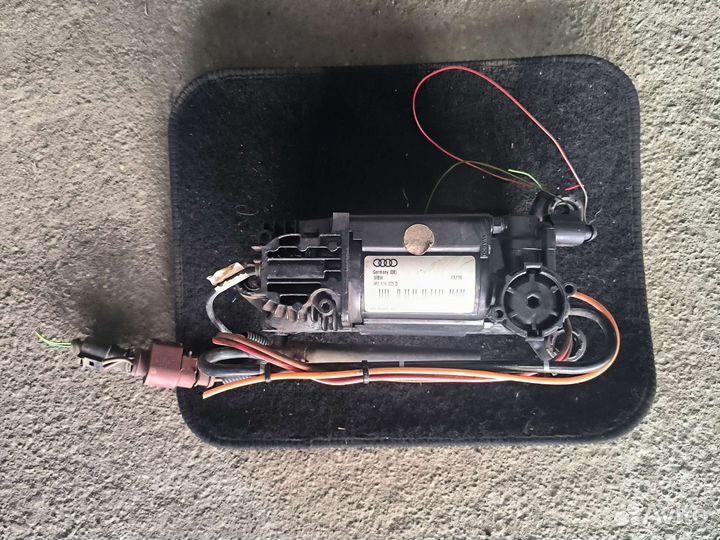 Компрессор пневмоподвески Audi A6 Allroad C6