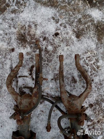 Амортизаторы перед в сборе Honda Accord V 1997 г