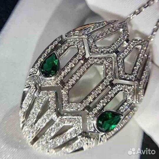 Bulgari Колье serpenti 2,52 ct