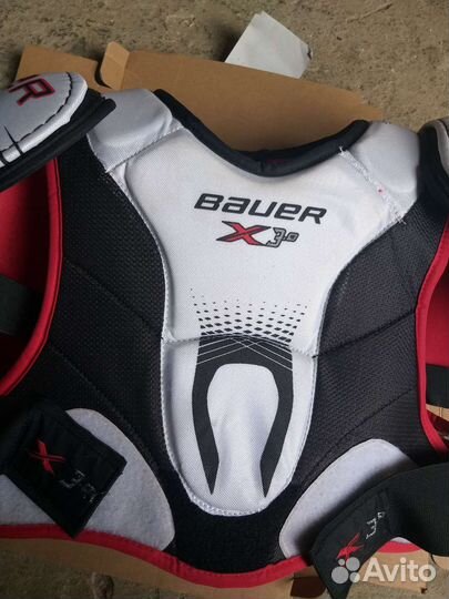 Нагрудник хоккейный bauer