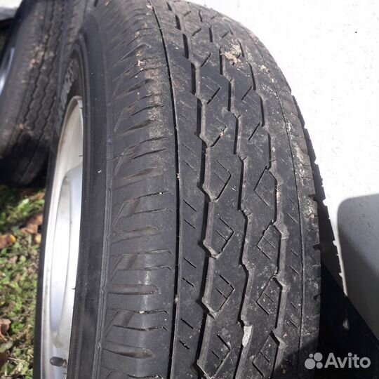 Bridgestone V600 5/8 R13