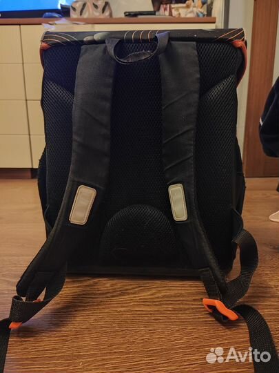 Школьный рюкзак