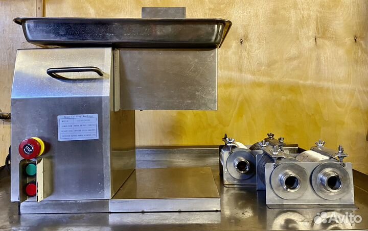 Машина для нарезки мяса QX