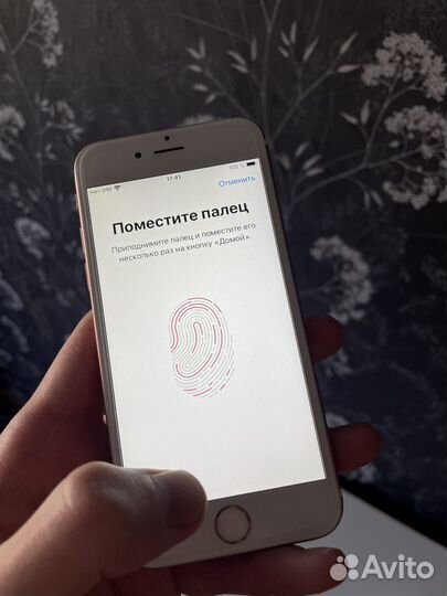 iPhone 6S, 64 ГБ