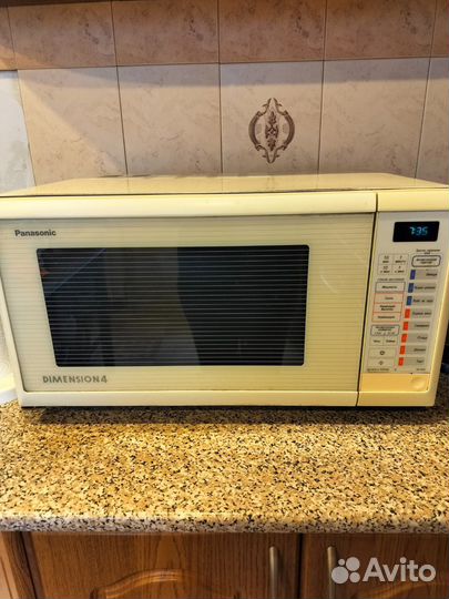 Микроволновая печь Panasonic б/у