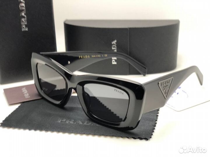 Очки prada