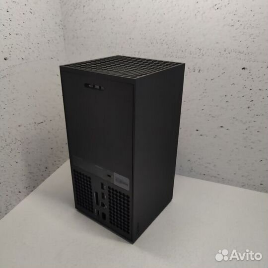 Игровая приставка Microsoft Xbox Series X