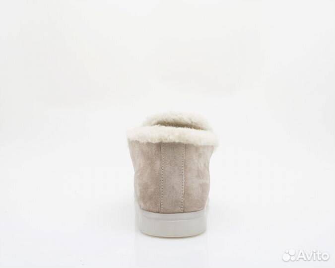 Лоферы зимние женские