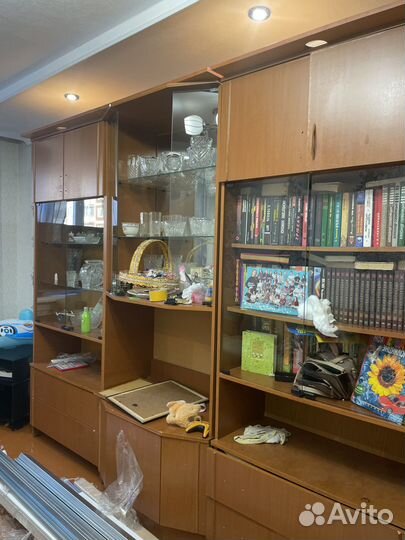 Стенка в гостиную