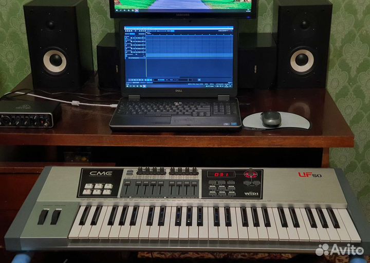 Профессиональная midi-клавиатура CME UF 50