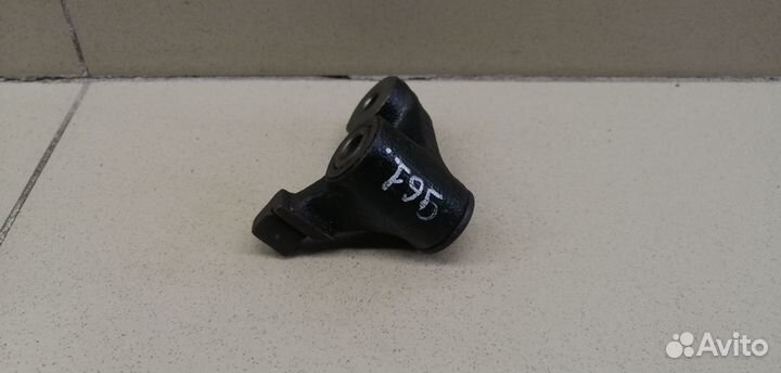 Кронштейн натяжителя ремня Santa Fe (SM) / Santa F