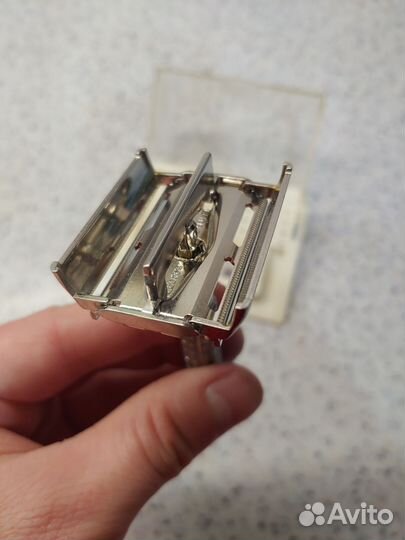 Бритвенный станок gillette