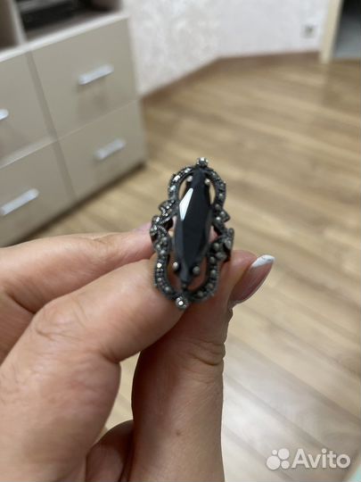 Серебряное кольцо